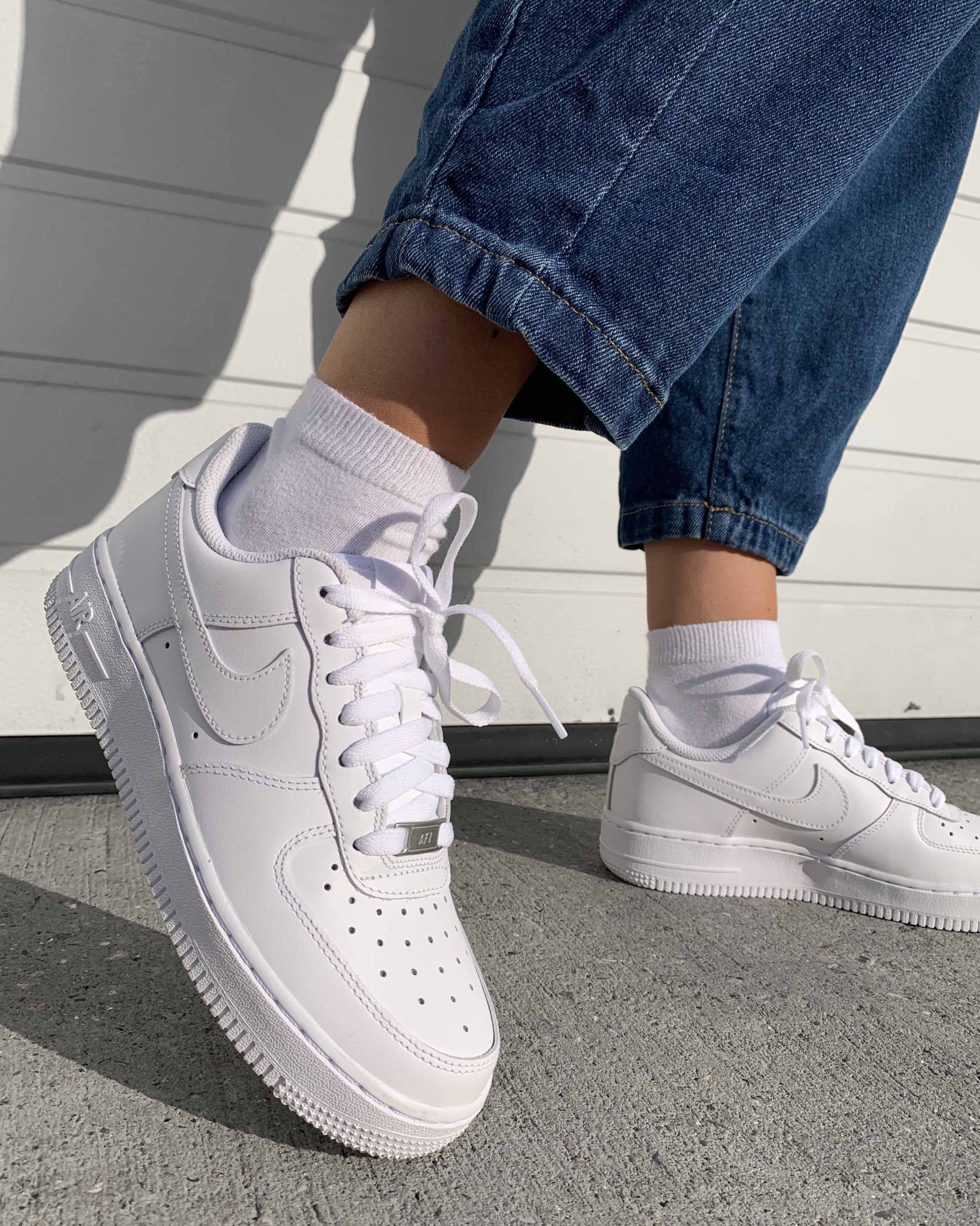 Air Force 1 Low 07 Triple White - Image 5