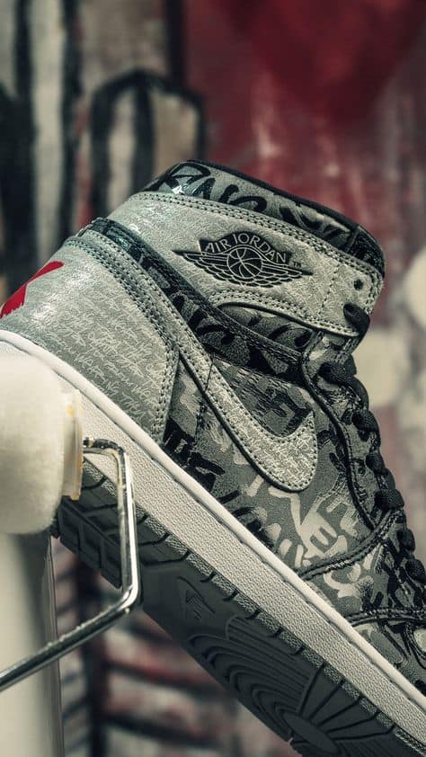 Air Jordan 1 High Og Rebellionaire - Image 5