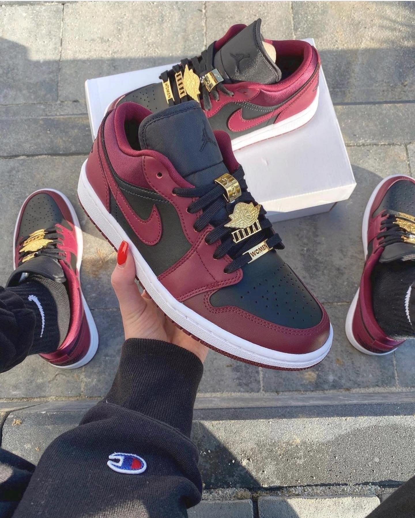 Air Jordan 1 Low Dark Beetroot - Image 5