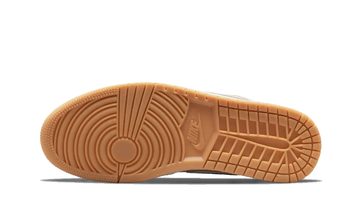 Air Jordan 1 Low Tan Gum - Image 3
