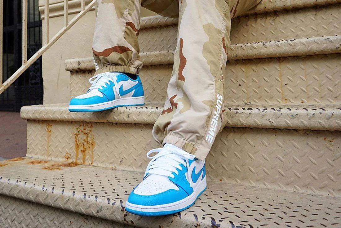 Air Jordan 1 Low Unc - Image 4