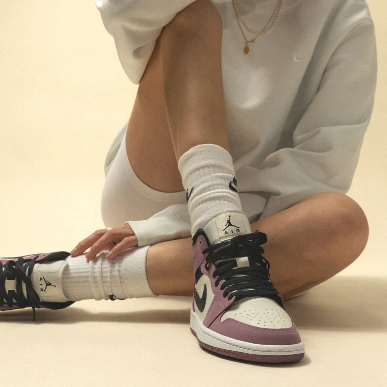 Air Jordan 1 Mid Light Mulberry - Image 5