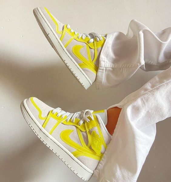 Air Jordan 1 Mid Lx Opti Yellow - Image 4