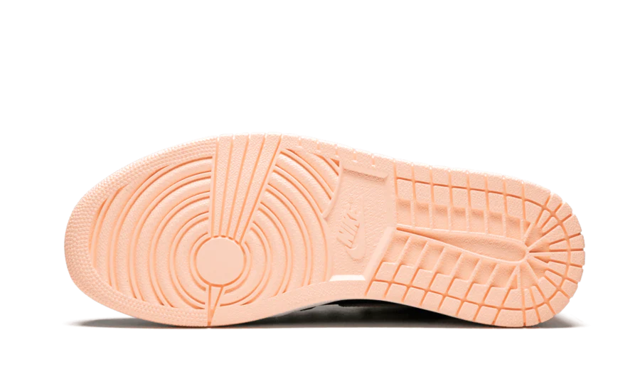 Air Jordan 1 Retro High Black Crimson Tint - Image 4