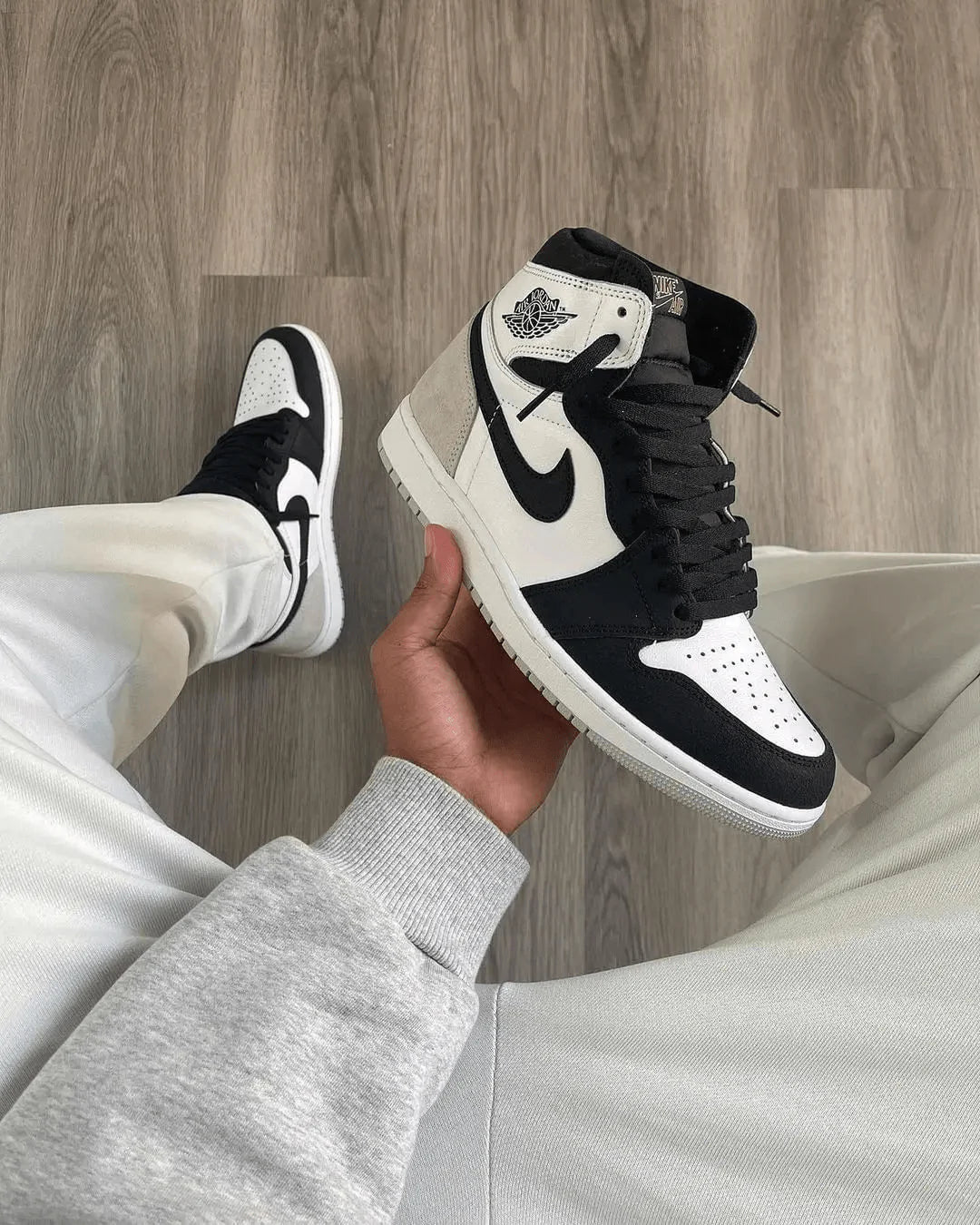 Air Jordan 1 Retro High Og Stage Haze - Image 3