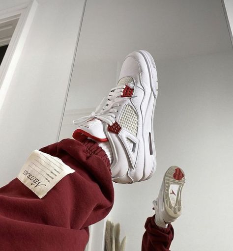 Air Jordan 4 Retro Metallic Red - Image 5
