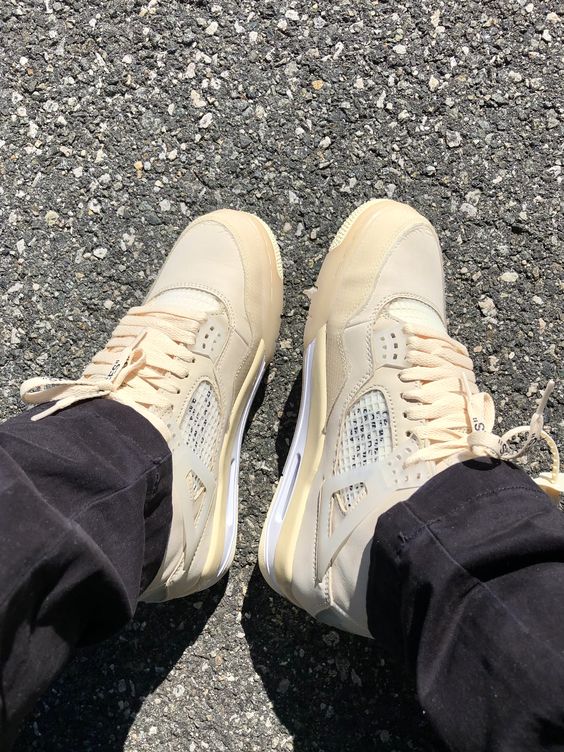 Air Jordan 4 Retro Off White Sail - Image 5