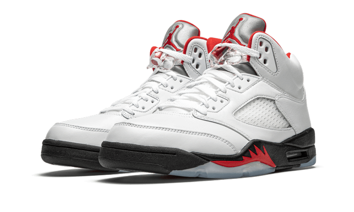 Alternative view of Air Jordan 5 Fire Red