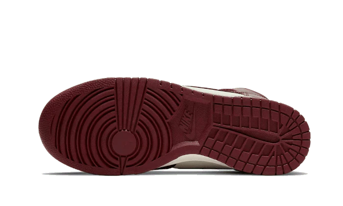 Dunk High Sail Team Red - Image 3