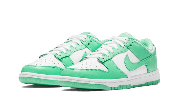 Alternative view of Dunk Low Green Glow