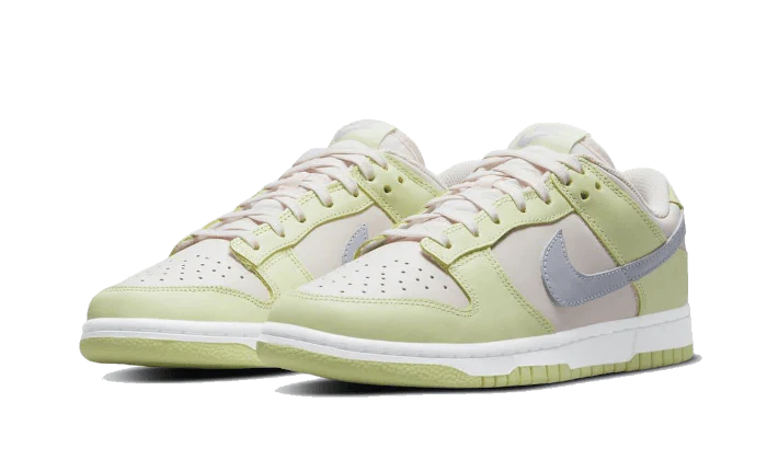 Alternative view of Dunk Low Lime Ice
