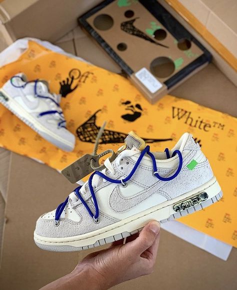 Dunk Low Off White Lot 32 - Image 2