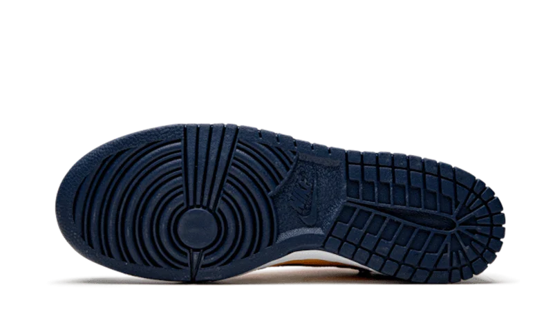 Dunk Low Off White Michigan - Image 4