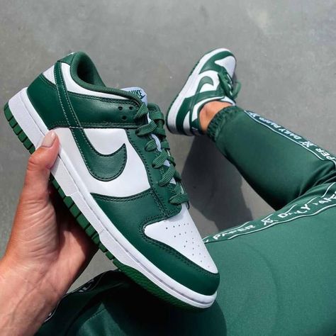 Dunk Low Spartan Green - Image 4