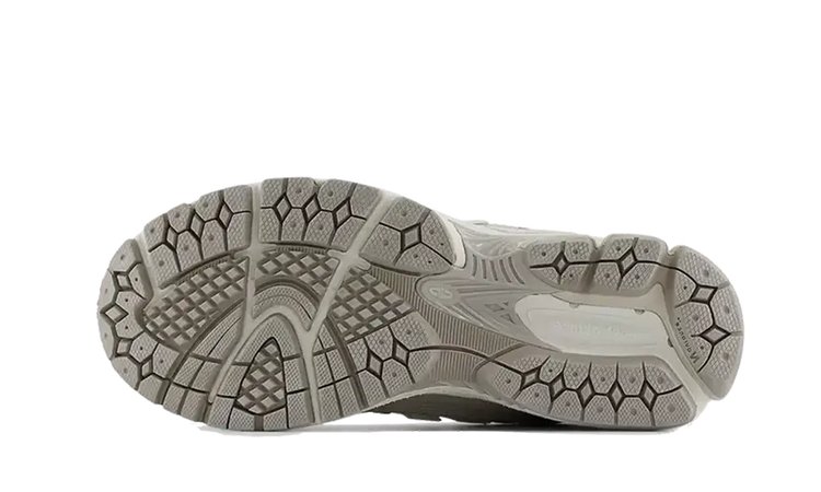 New Balance 1906R Grey Days - Image 4