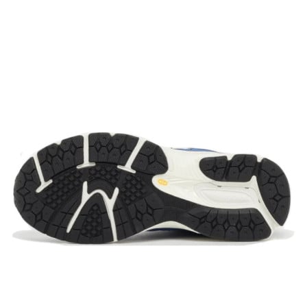 Alternative view of New Balance 2002R Atlantic Blue