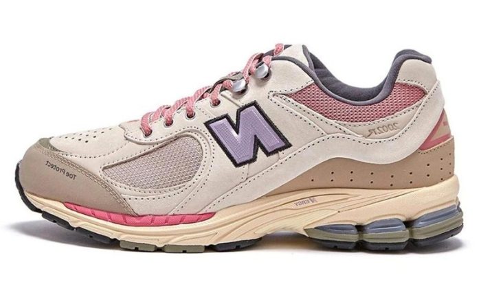 New Balance 2002R Calm Taupe - Image 4