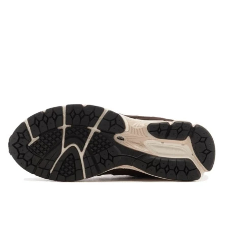 New Balance 2002R Gore-Tex Black Coffee - Image 4