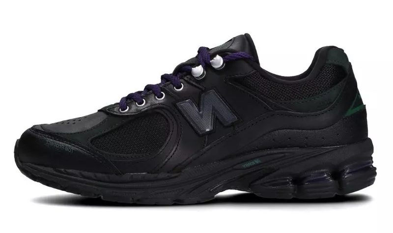 New Balance 2002R Hiking Black