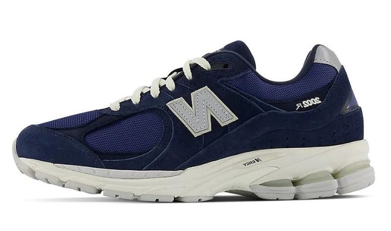New Balance 2002R Navy Grey