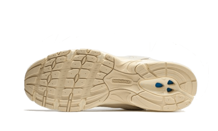 New Balance 530 Beige Angora - Image 4