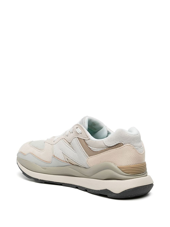 New Balance 5740 Low-Top Sneakers - Image 3