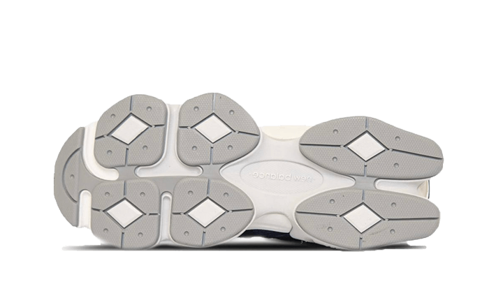 New Balance 9060 Navy - Image 3