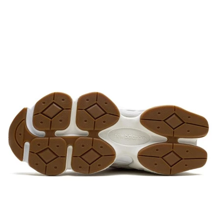 New Balance 9060 Rose Pink - Image 4