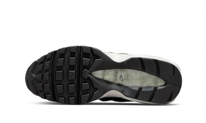 Nike Air Max 95 Earth Day - Image 3