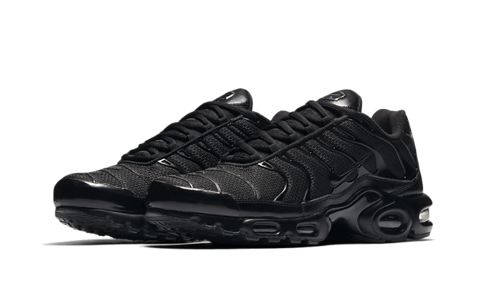 Alternative view of Nike Air Max Plus Triple Black
