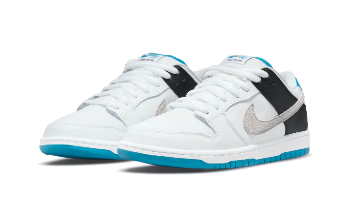 Alternative view of Sb Dunk Low Laser Blue