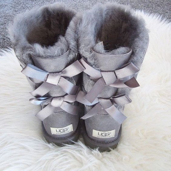 Ugg Bailey Bow Ii Grey - Image 4