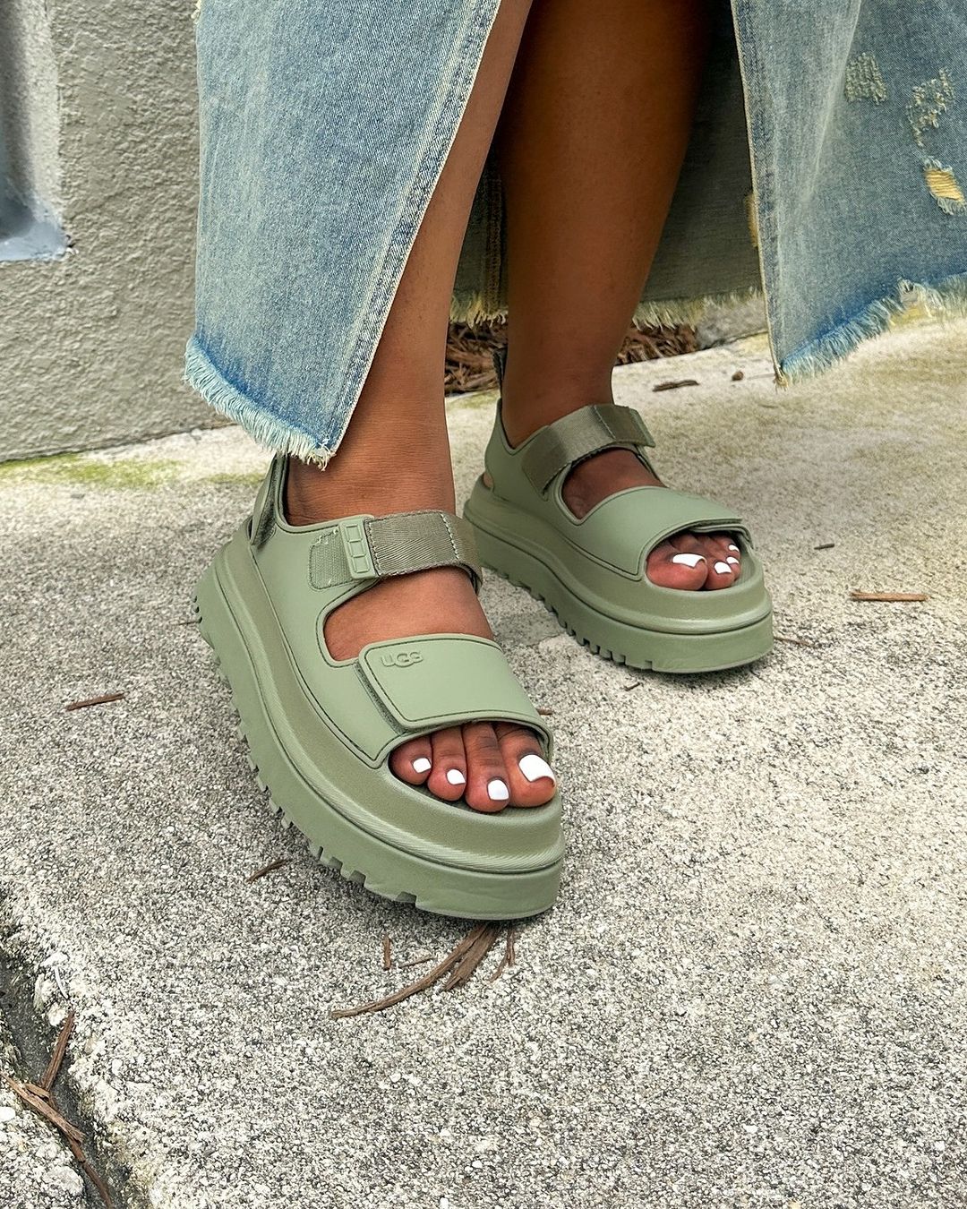 Ugg Women’S Goldenglow Sandal Shaded Clover - Image 7