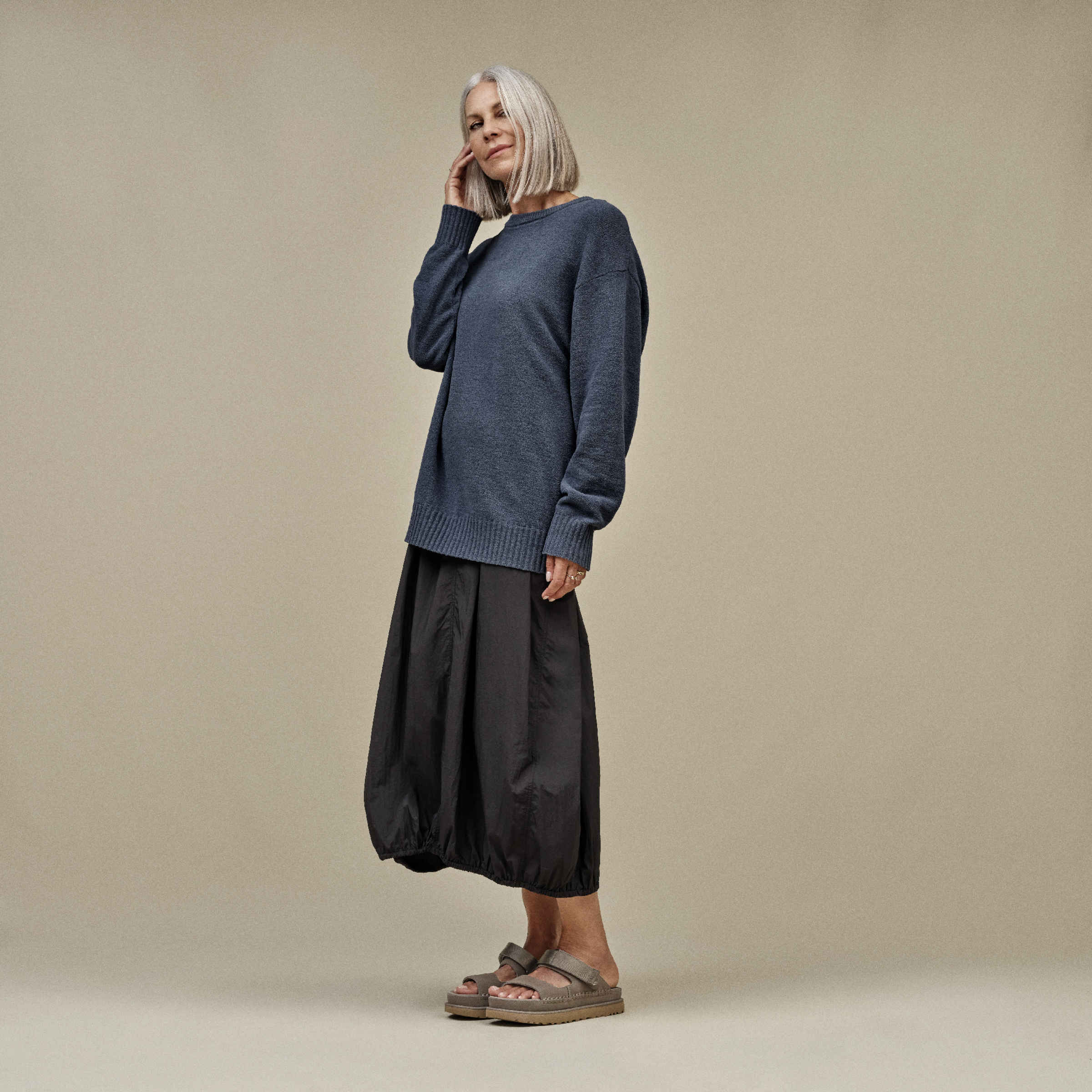 Ugg Women’S Goldenstar Glide Smoke Plume - Image 6