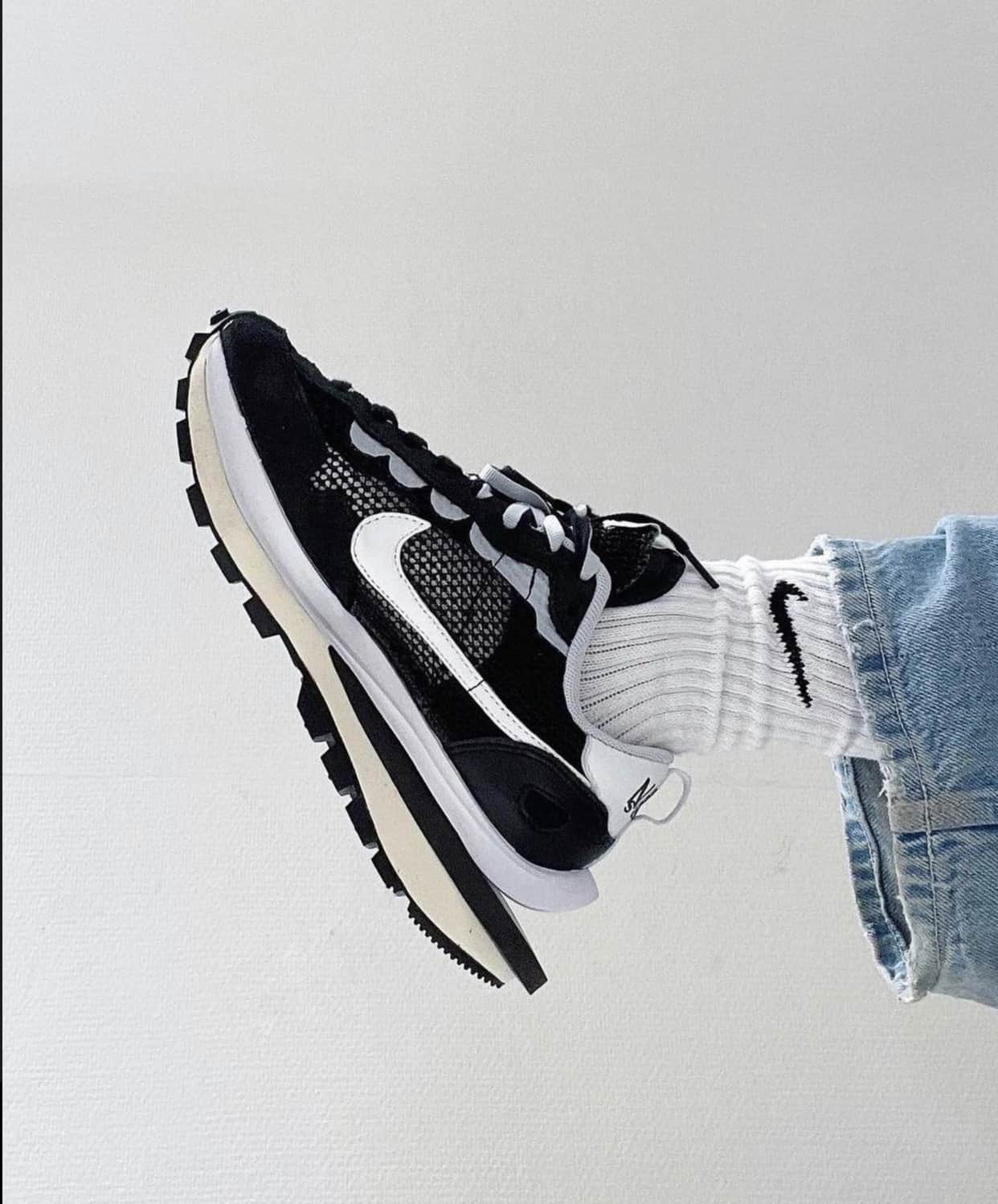 Vaporwaffle Sacai Black White - Image 6