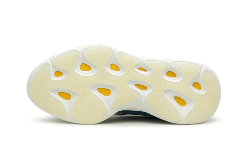 Yeezy 700 V3 Arzareth - Image 4