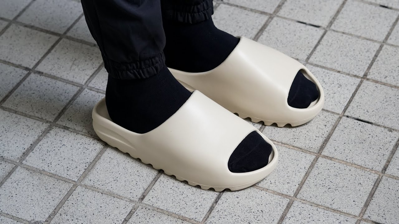 Yeezy Slide Bone - Image 3